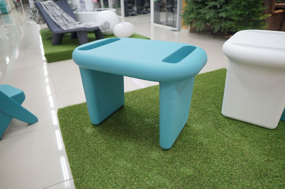 Детский садовый стол из пластика